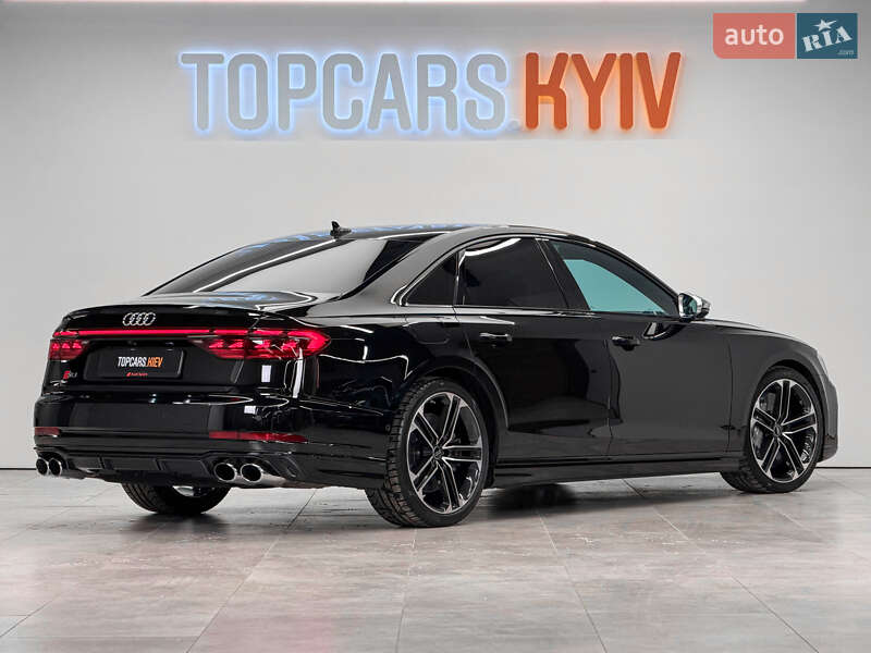 Седан Audi S8 2025 в Києві