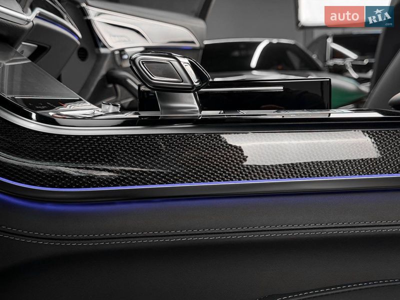 Седан Audi S8 2025 в Києві