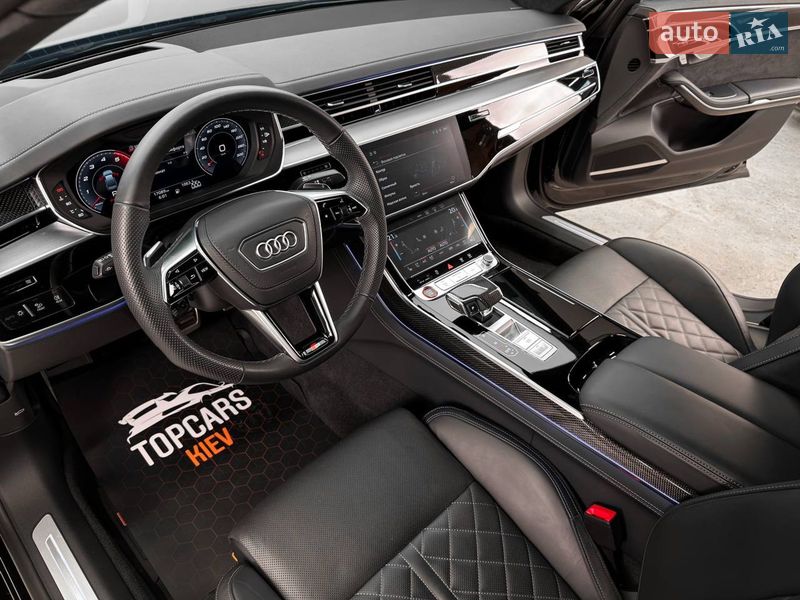 Седан Audi S8 2025 в Києві