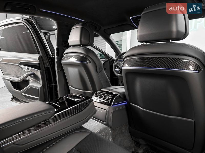 Седан Audi S8 2025 в Києві