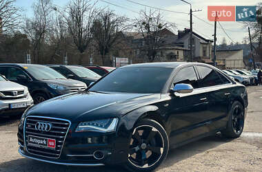 Седан Audi S8 2013 в Виннице