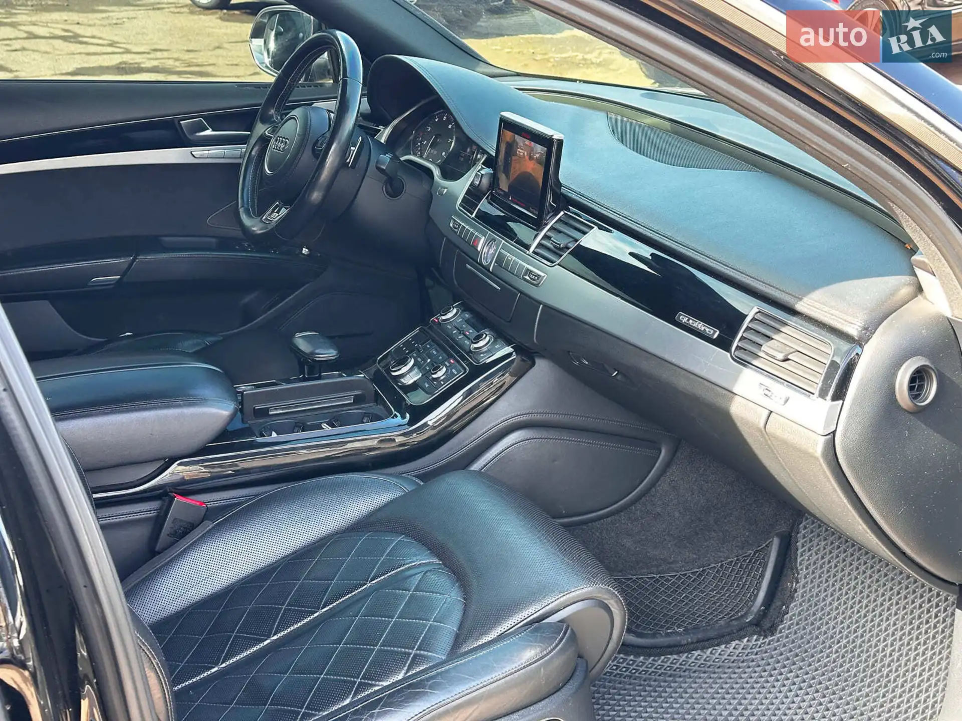 2013 Audi S8 - мініатюра 10
