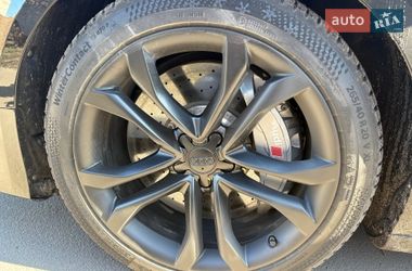 Седан Audi S8 2017 в Киеве