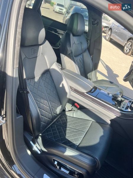 Седан Audi S8 2020 в Києві фото 10 Седан Audi S8 2020 в Києві