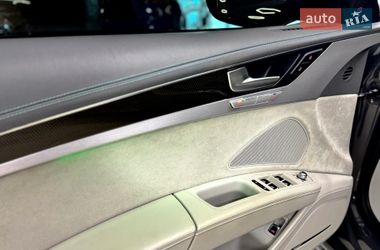 Седан Audi S8 2016 в Николаеве