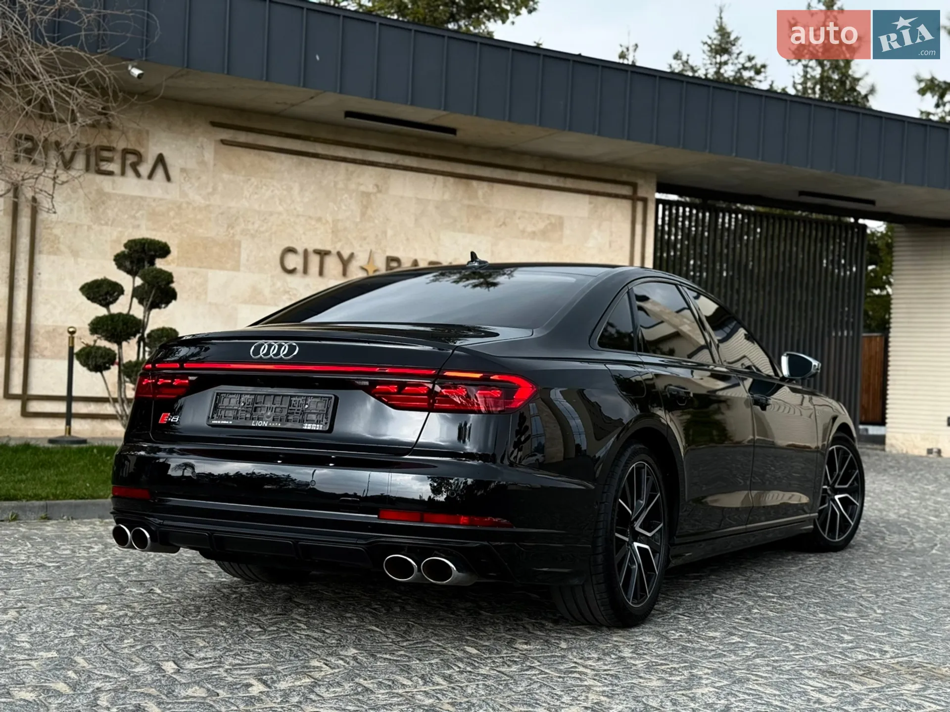 2022 Audi S8 - мініатюра 24