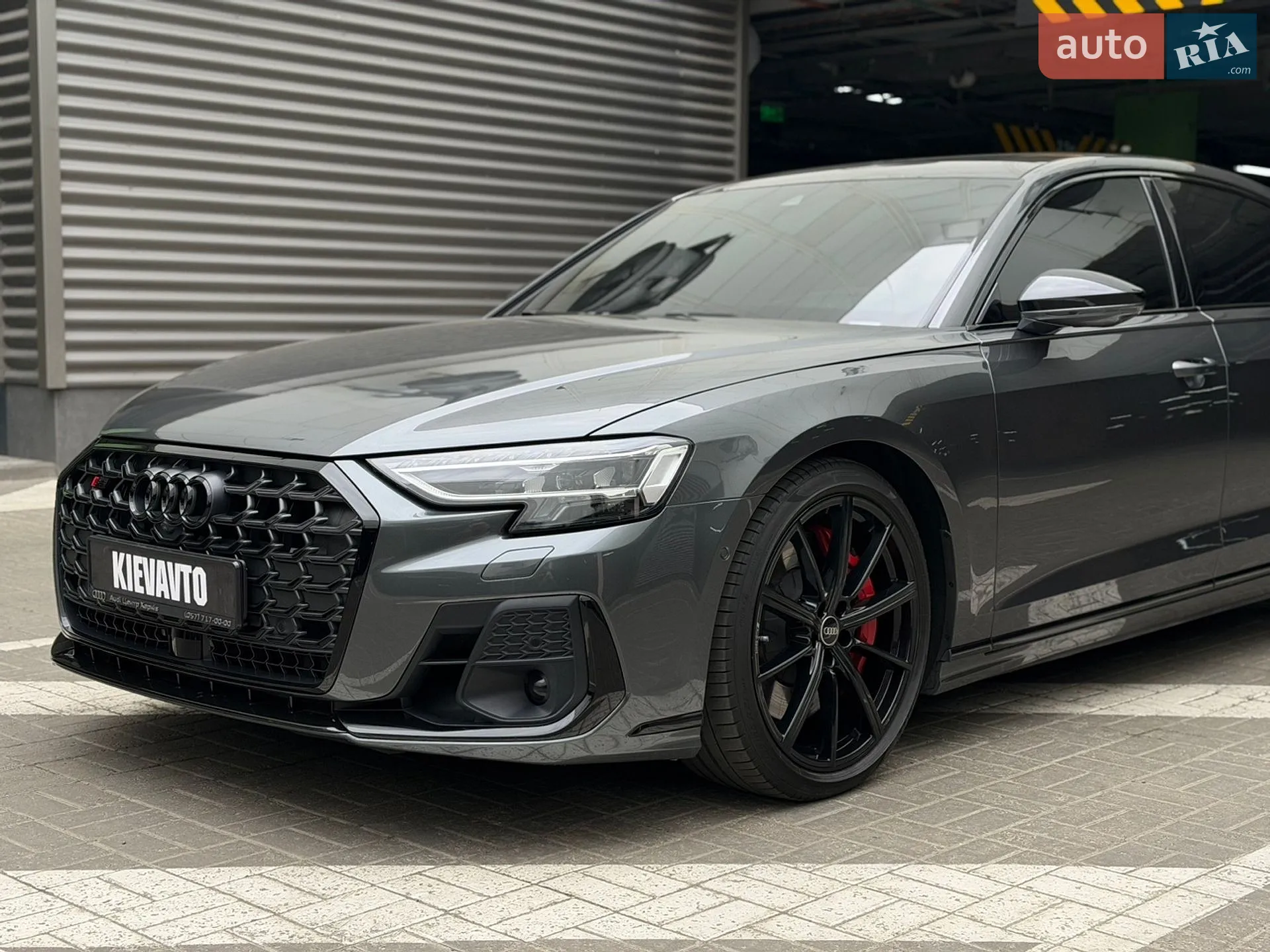 2022 Audi S8 - мініатюра 2