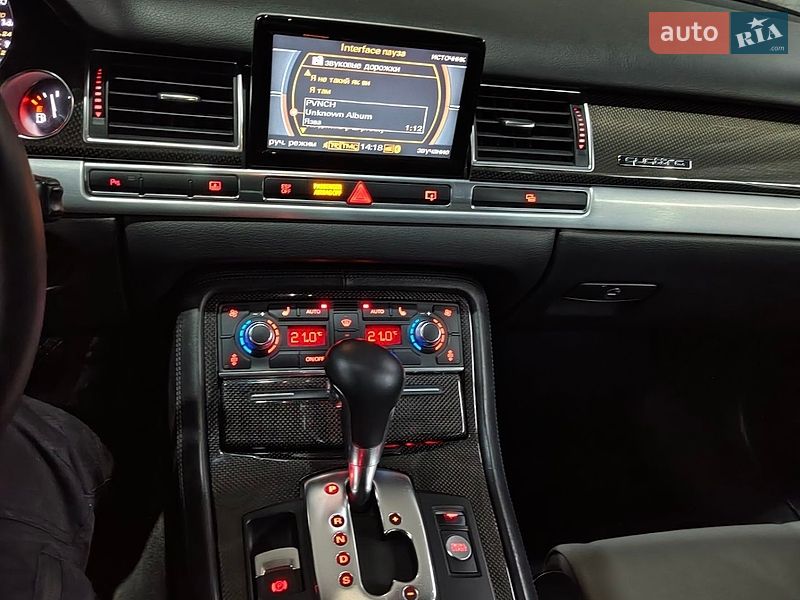 Седан Audi S8 2008 в Полтаве
