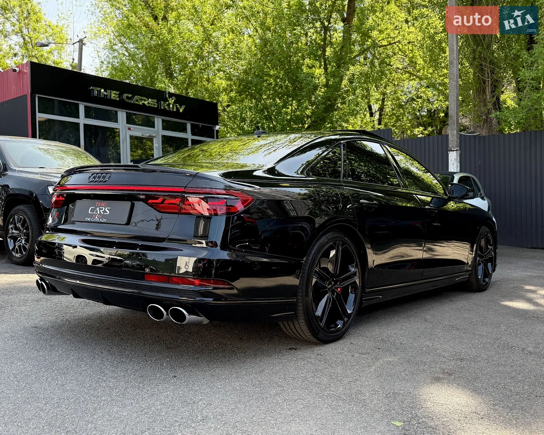 2021 Audi S8 - мініатюра 8