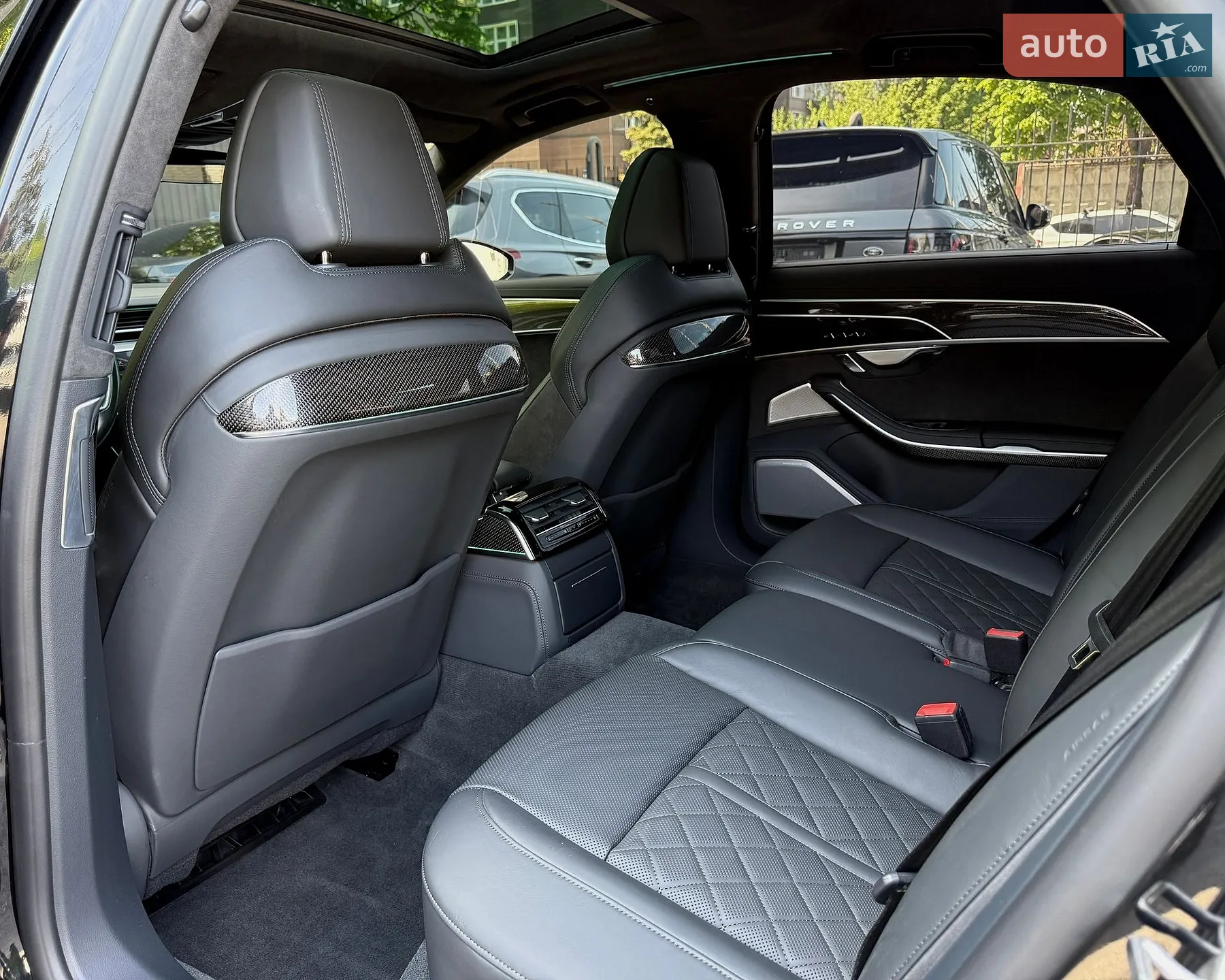 2021 Audi S8 - мініатюра 18