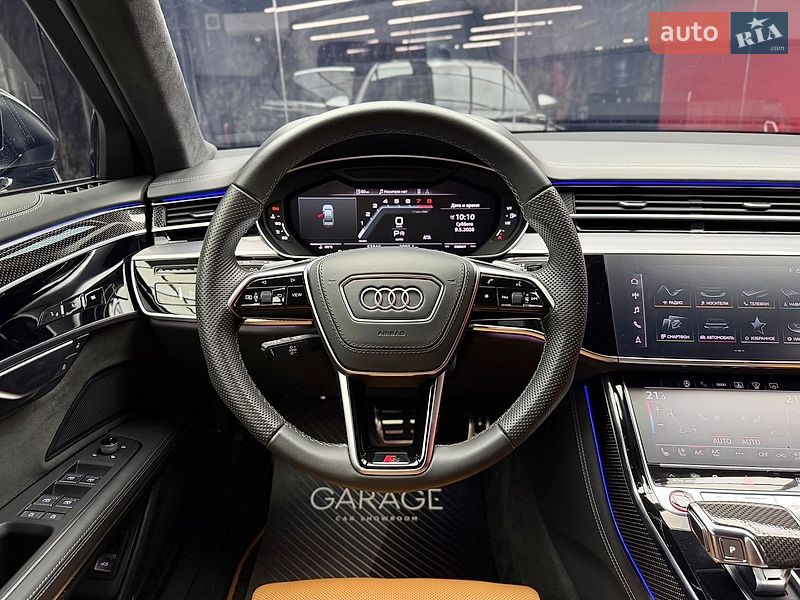 Седан Audi S8 2023 в Києві