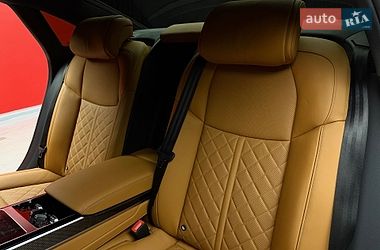 Седан Audi S8 2023 в Києві
