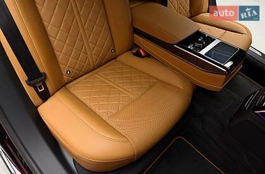 Седан Audi S8 2023 в Києві