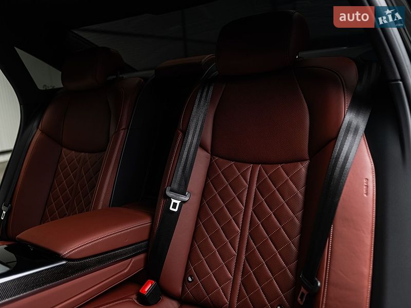 Седан Audi S8 2023 в Мукачево фото 33 Седан Audi S8 2023 в Мукачево