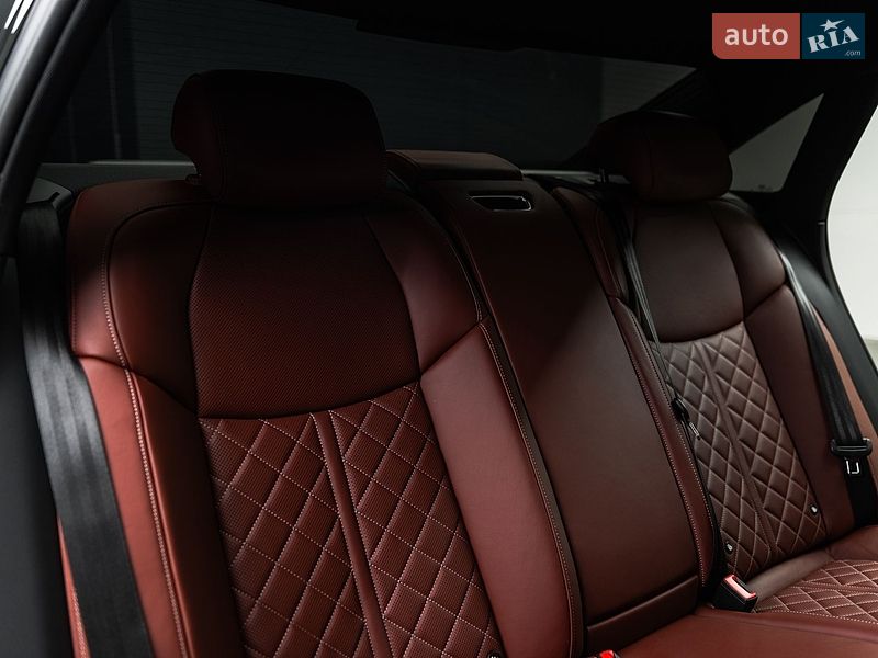 Седан Audi S8 2023 в Мукачево фото 37 Седан Audi S8 2023 в Мукачево