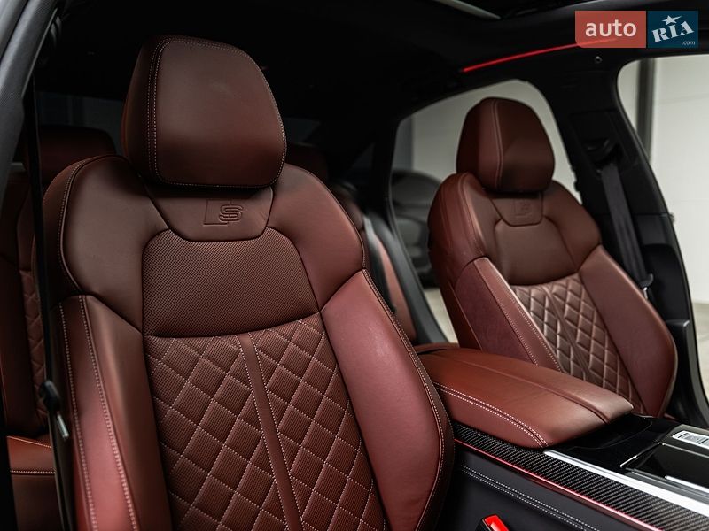 Седан Audi S8 2023 в Мукачево фото 40 Седан Audi S8 2023 в Мукачево