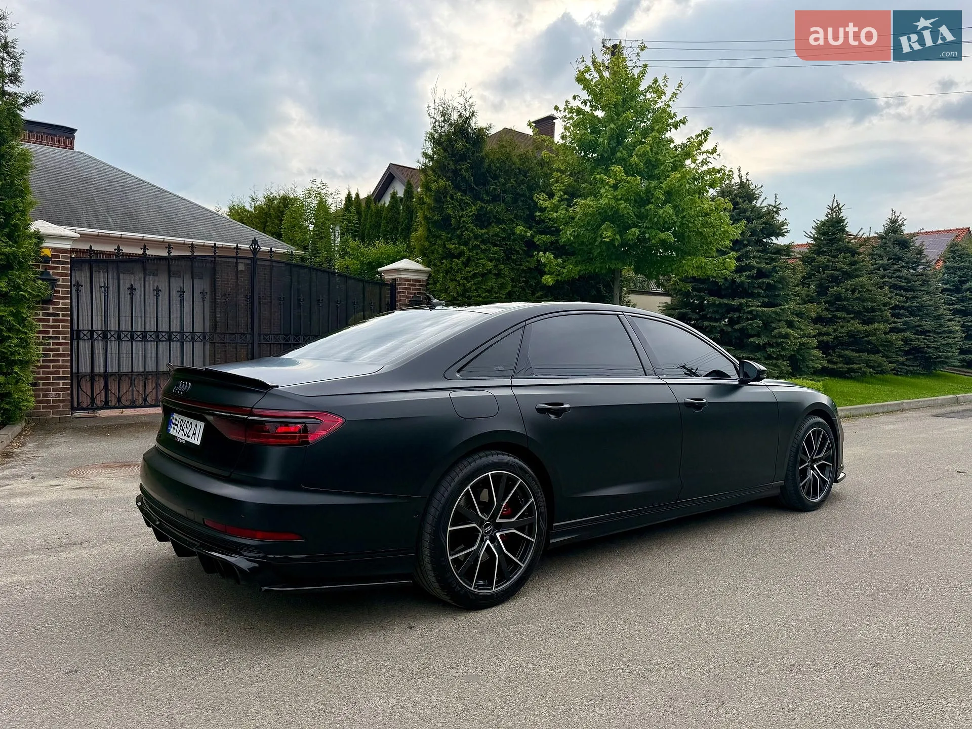 2020 Audi S8 - мініатюра 24
