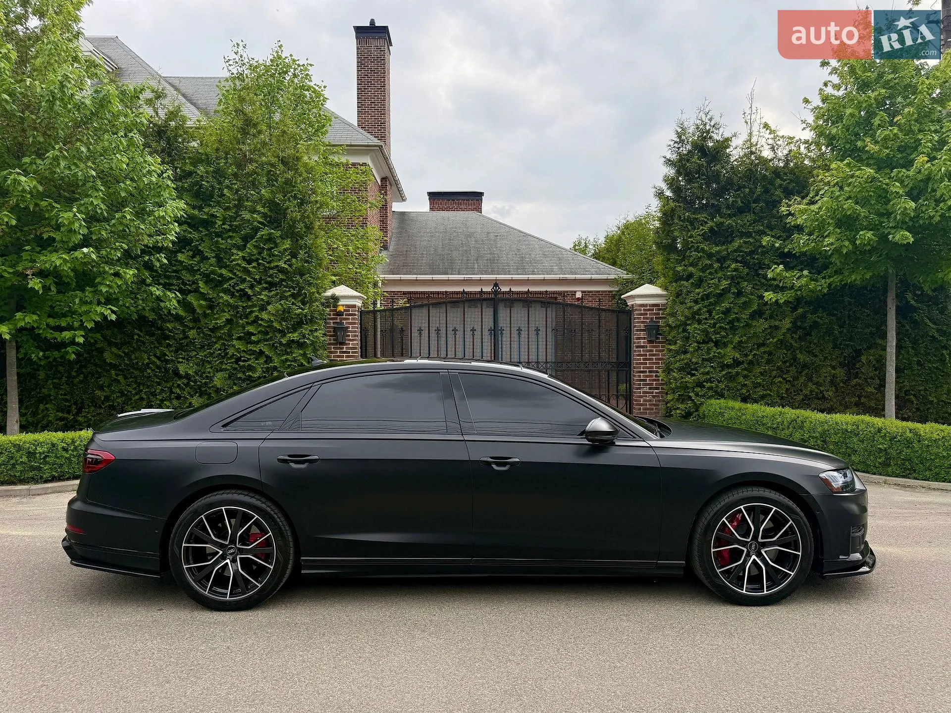 2020 Audi S8 - мініатюра 29