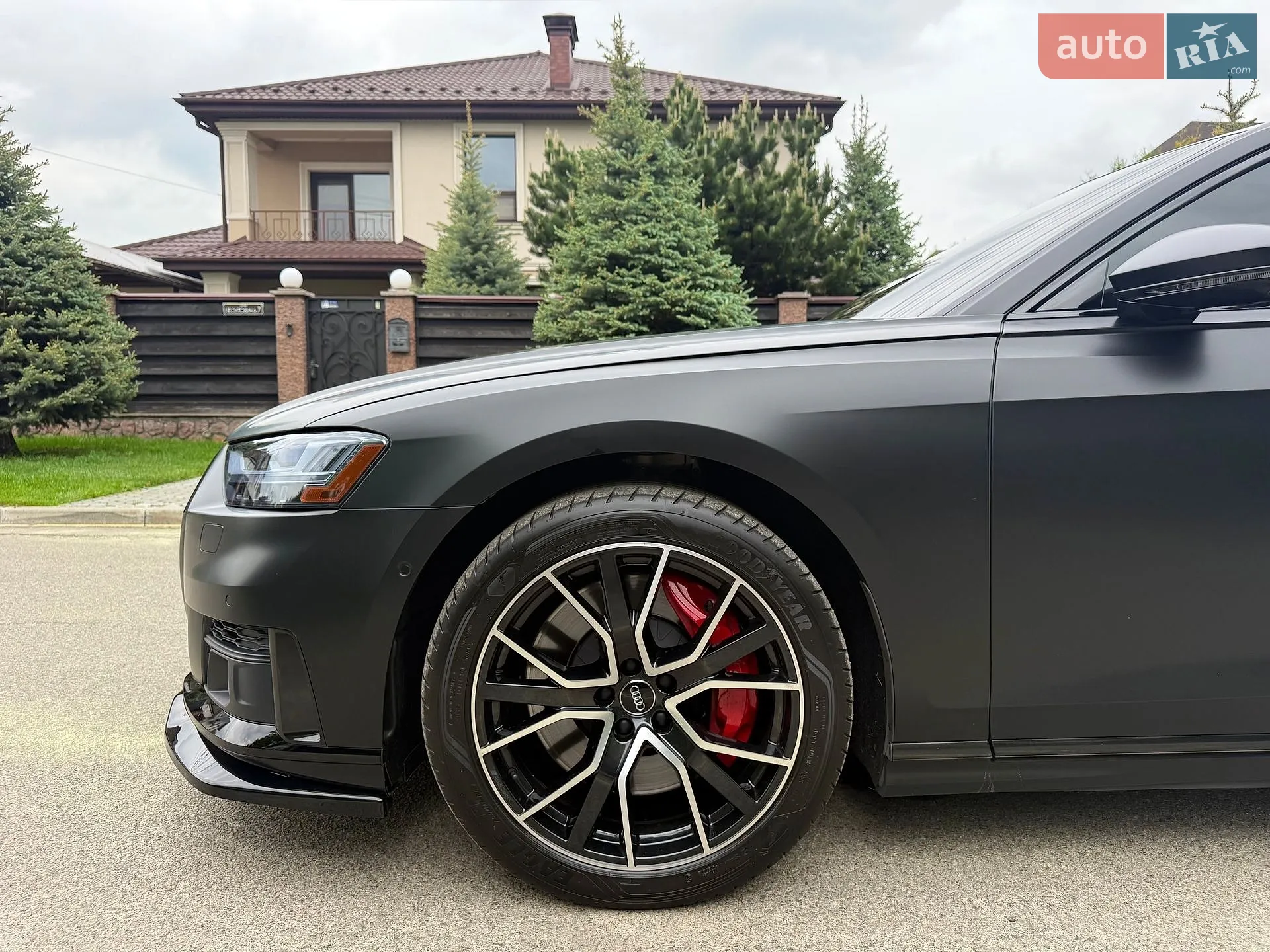 2020 Audi S8 - мініатюра 122