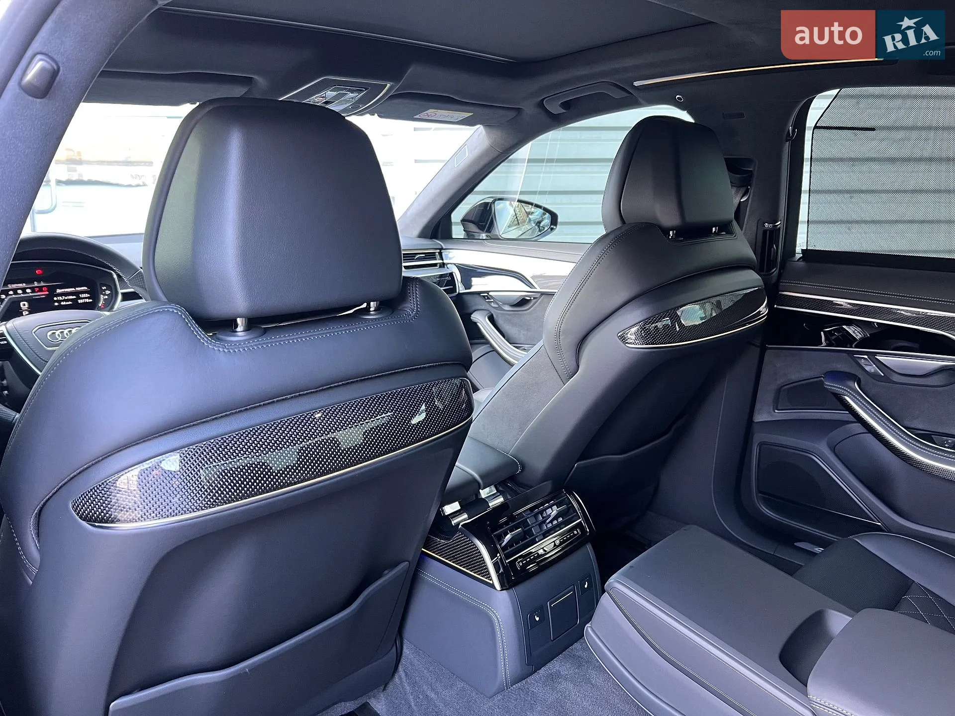2022 Audi S8 - мініатюра 24