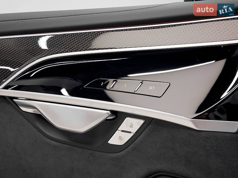 Седан Audi S8 2026 в Киеве фото 23 Седан Audi S8 2026 в Киеве