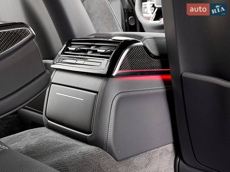 Седан Audi S8 2026 в Киеве фото 57 Седан Audi S8 2026 в Киеве
