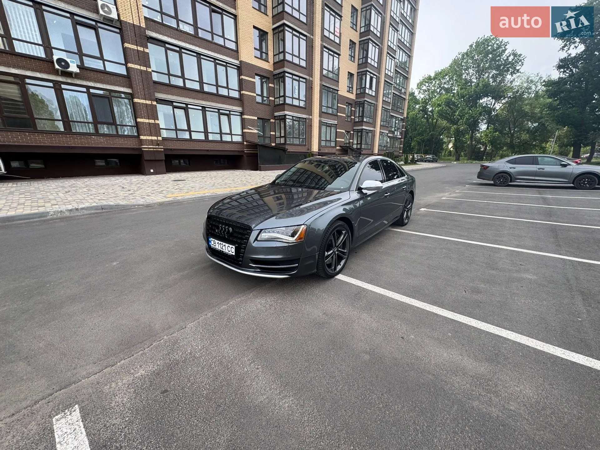 2012 Audi S8 - фото 1