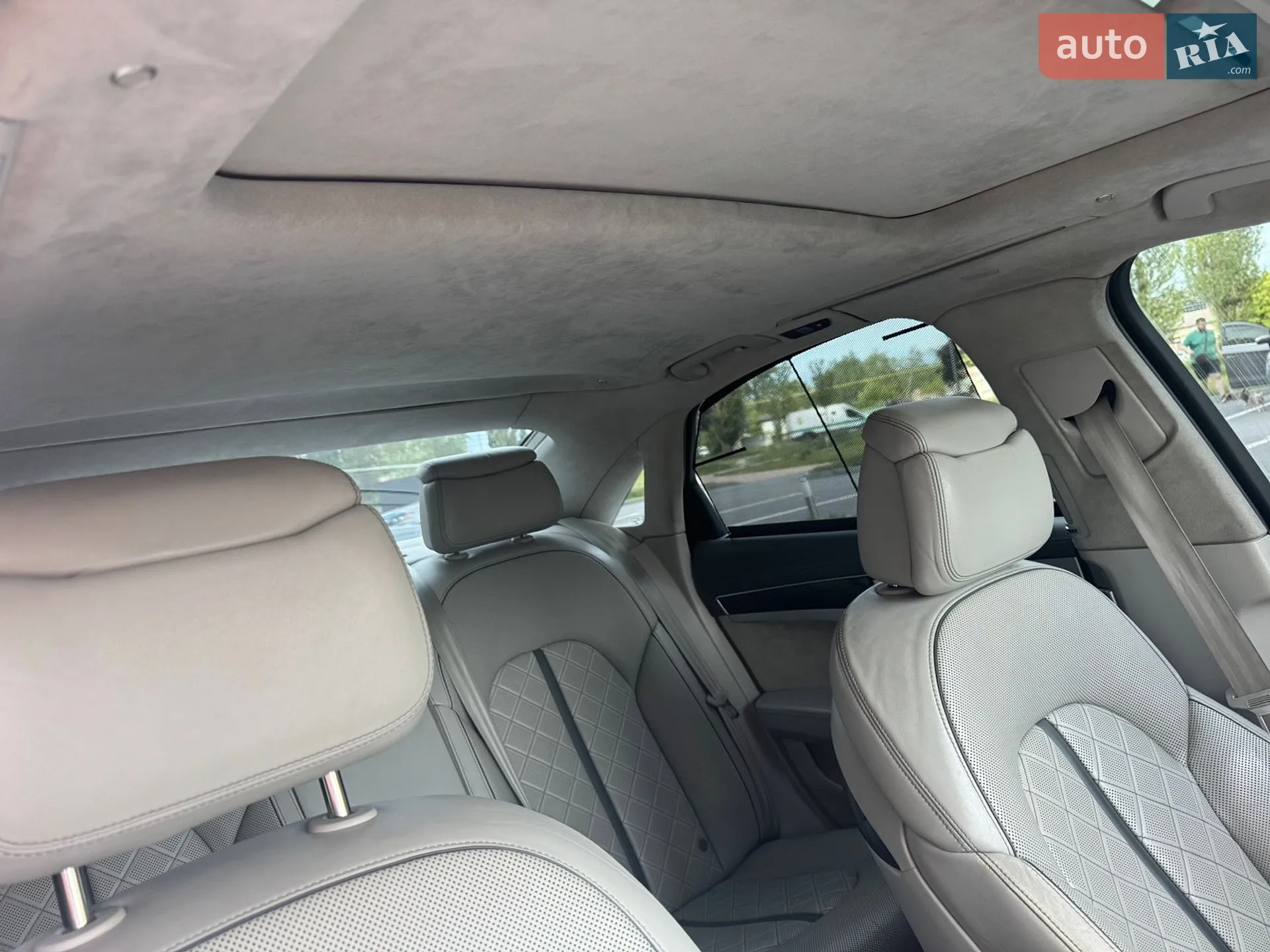 2012 Audi S8 - мініатюра 25