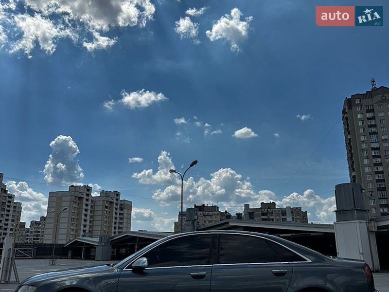 Седан Audi S8 2007 в Києві