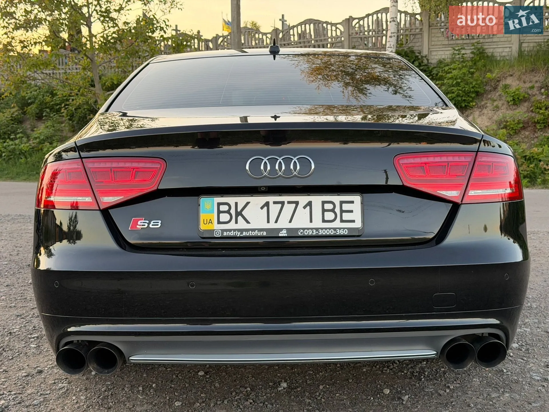 2013 Audi S8 - мініатюра 17
