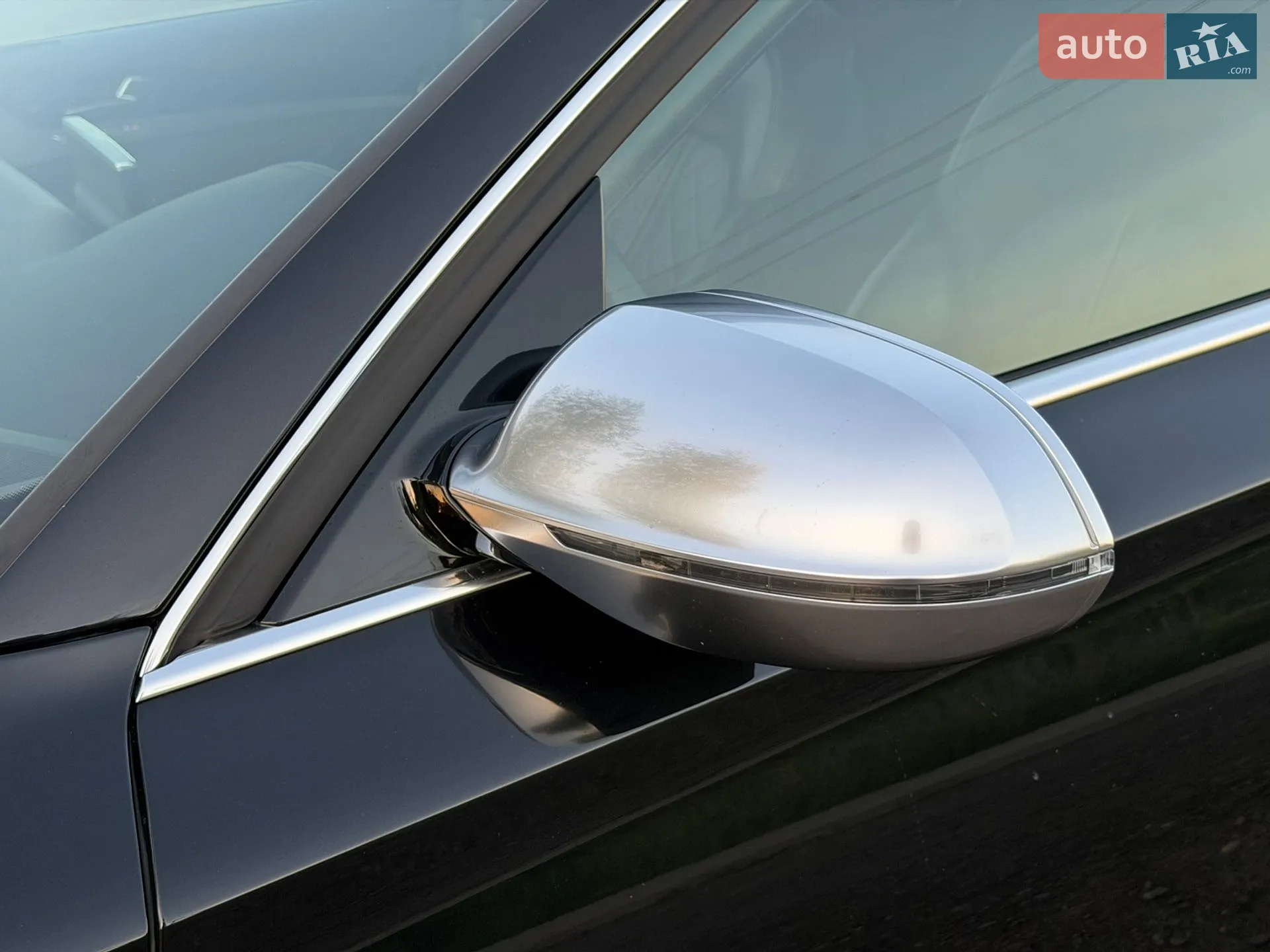 2013 Audi S8 - мініатюра 8