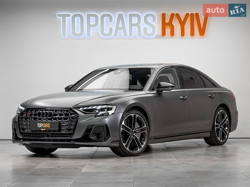 Седан Audi S8 2026 в Києві