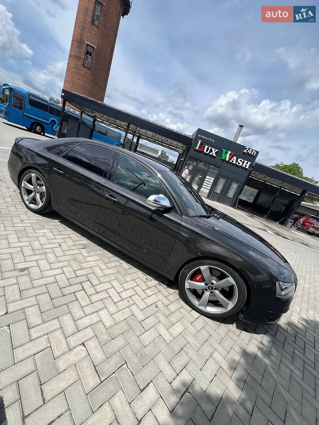 2013 Audi S8 - мініатюра 5