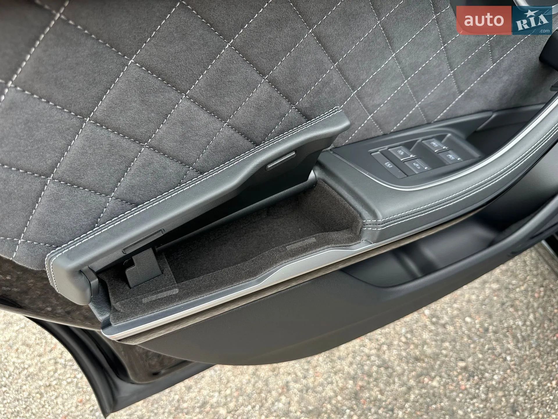 2024 Audi S8 - мініатюра 62