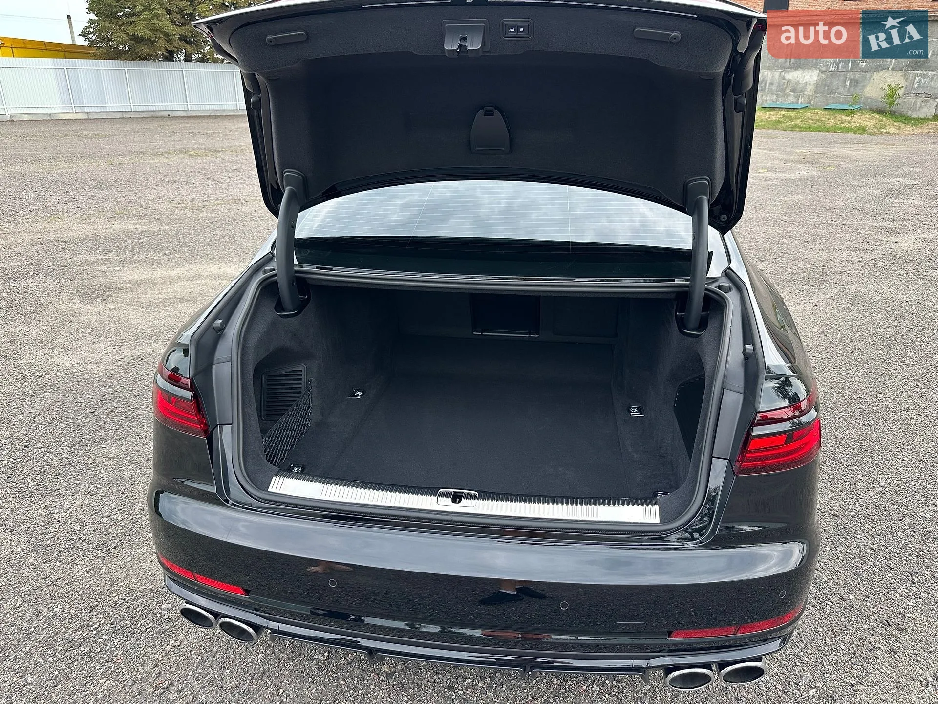2024 Audi S8 - мініатюра 69