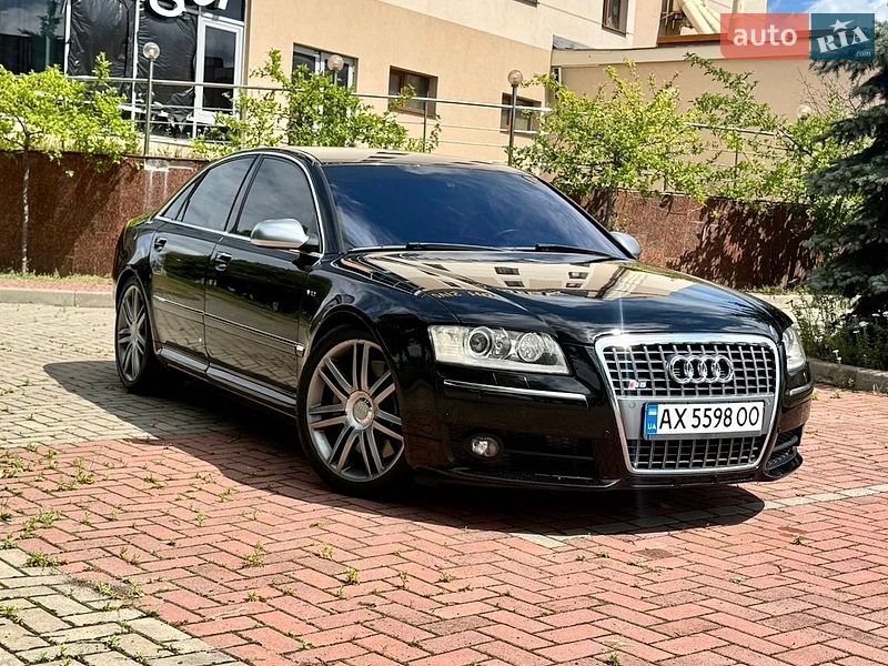 Седан Audi S8 2007 в Харкові