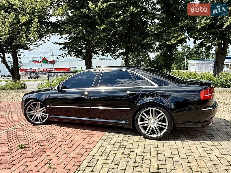 Седан Audi S8 2007 в Харкові