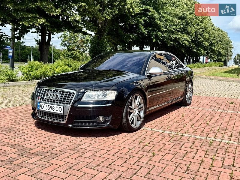 Седан Audi S8 2007 в Харкові