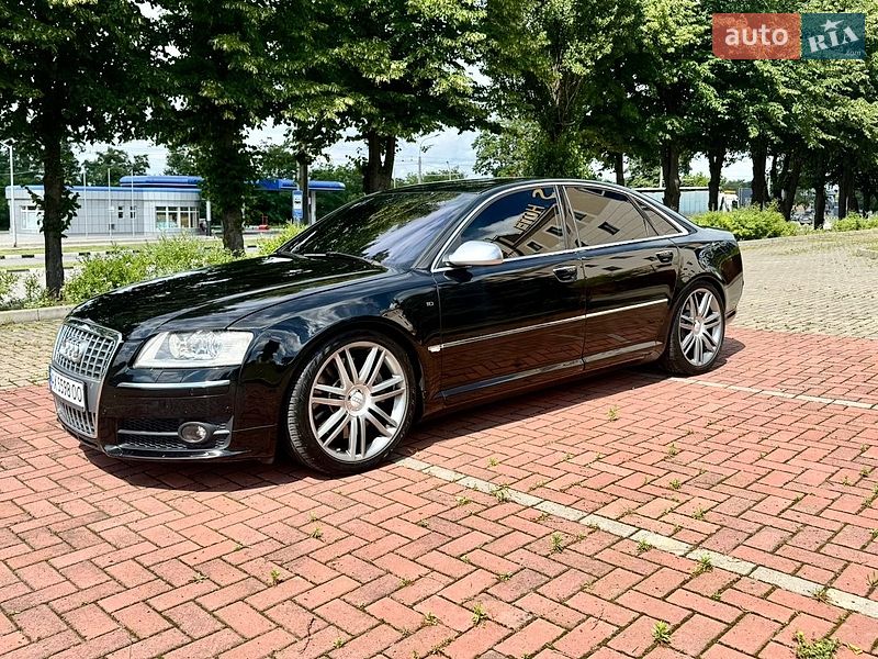 Седан Audi S8 2007 в Харкові
