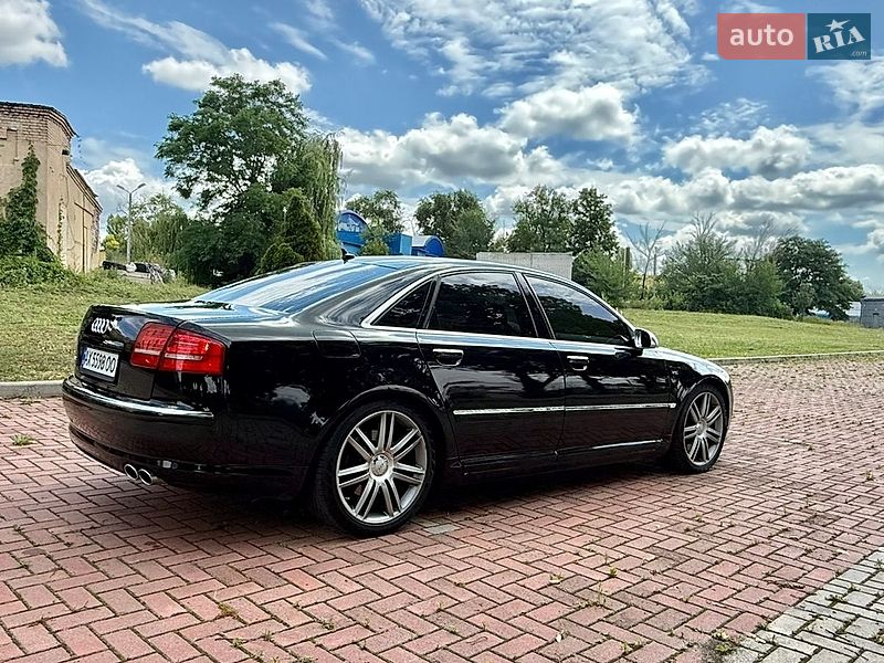 Седан Audi S8 2007 в Харкові