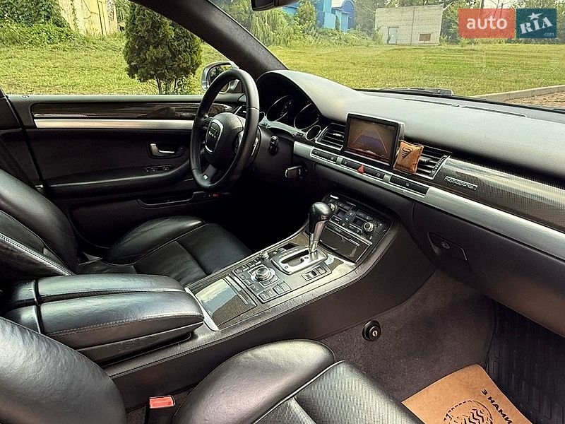 Седан Audi S8 2007 в Харкові