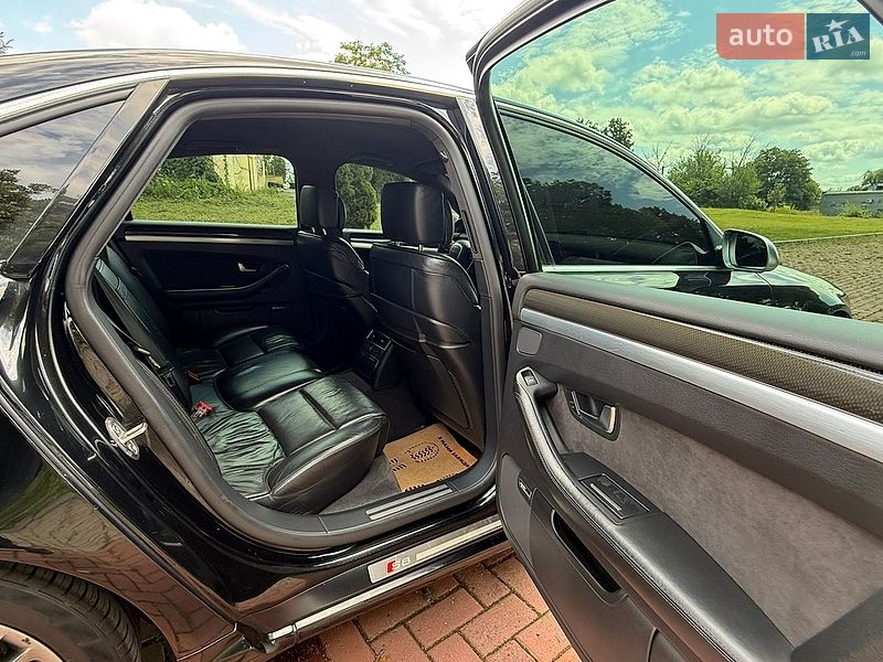 Седан Audi S8 2007 в Харкові