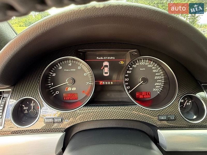 Седан Audi S8 2007 в Харкові