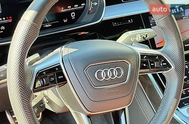 Седан Audi S8 2023 в Києві