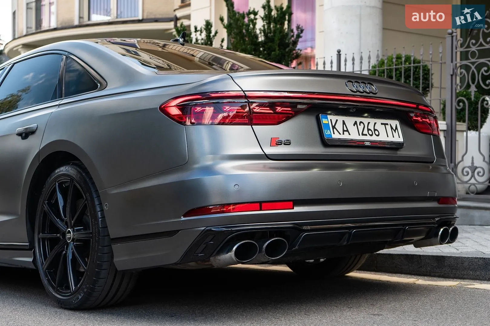 2023 Audi S8 - мініатюра 17