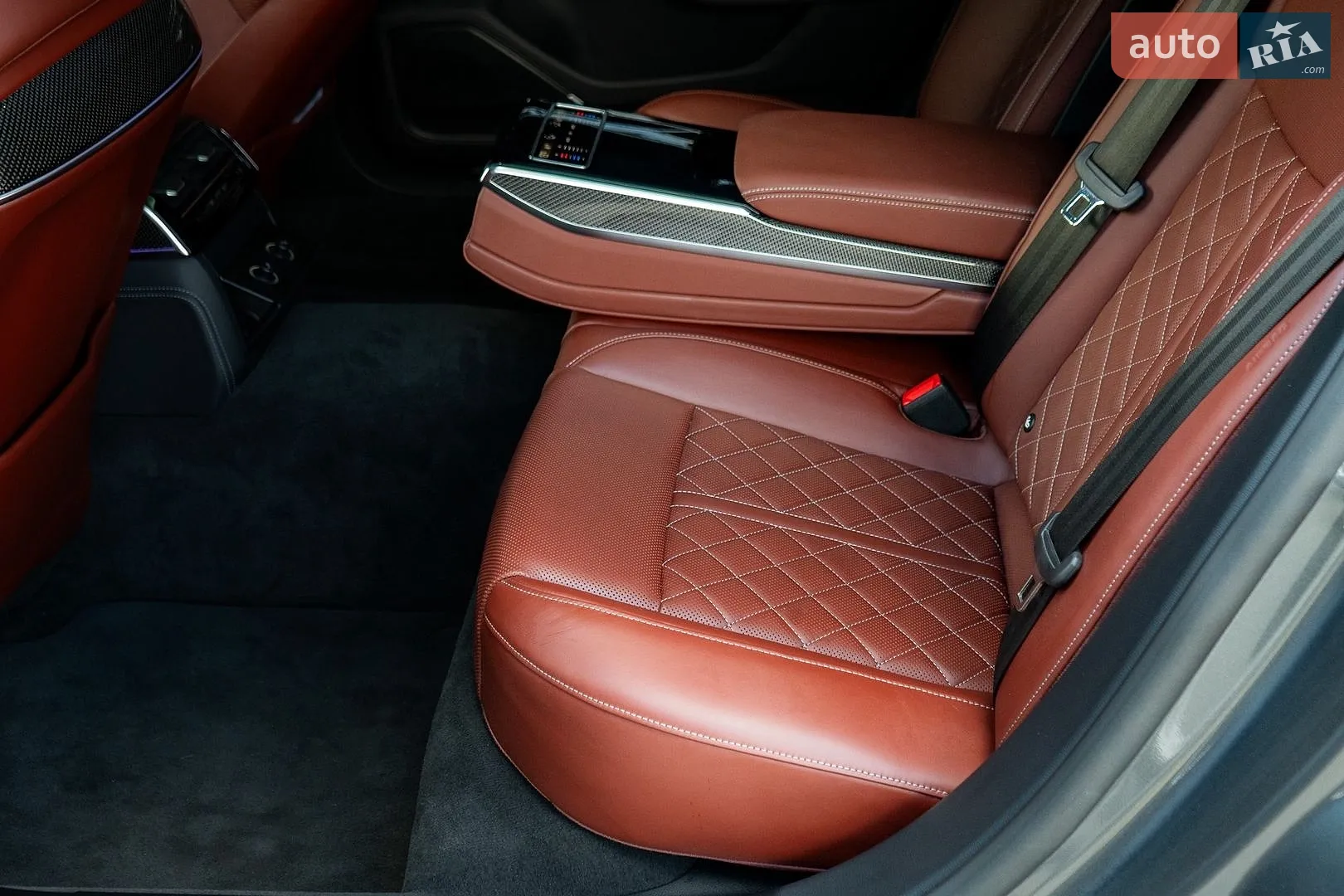 2023 Audi S8 - мініатюра 66