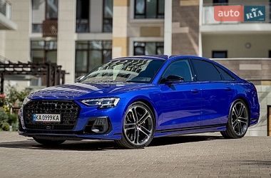 Седан Audi S8 2026 в Києві