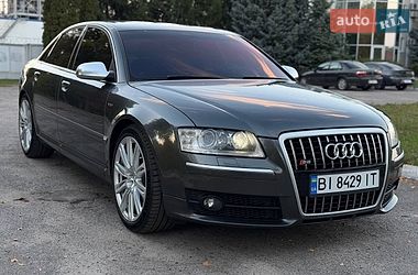 Седан Audi S8 2007 в Лубнах