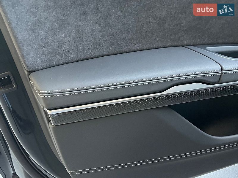 Седан Audi S8 2026 в Дніпрі