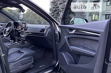 Позашляховик / Кросовер Audi SQ5 2017 в Одесі